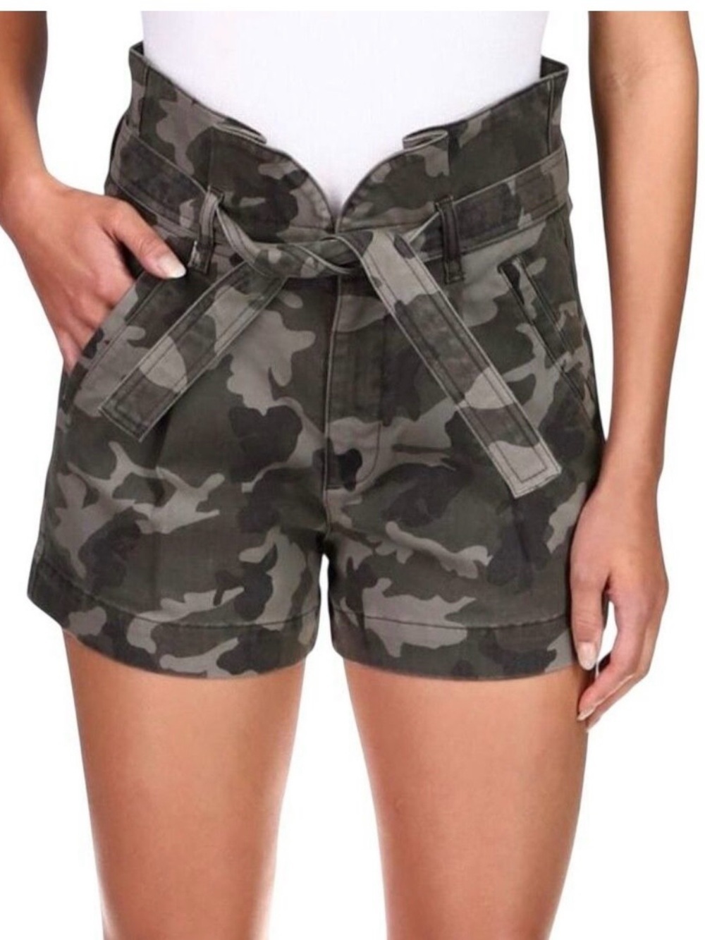 DL1961 High-Waist Camo Tie-Belt Shorts - Olive/Black
